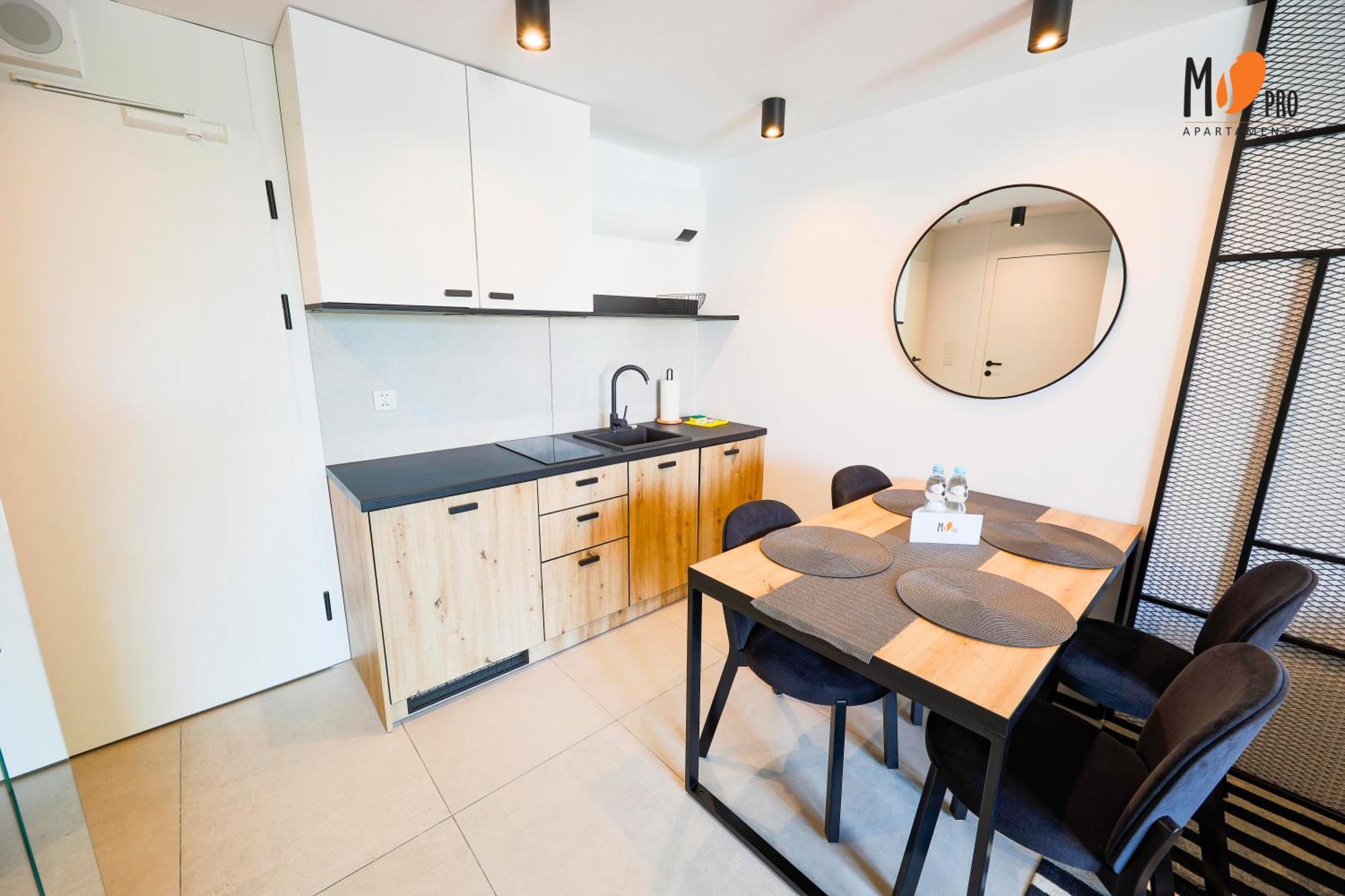 Port Premium Z Fitness&spa&restaurant Apartment